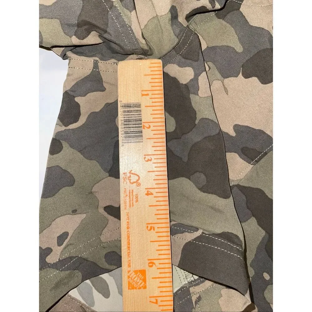 The‎ North Face Lined Camo Print Swim Trunks Men's Small Green